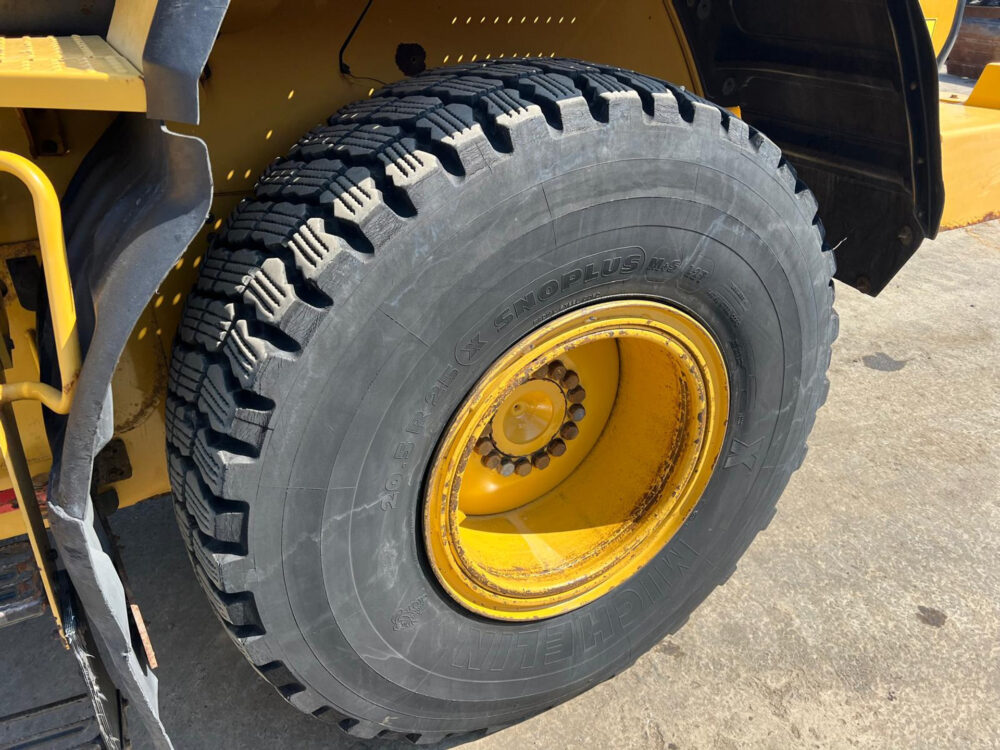 Caterpillar 926M wiellader