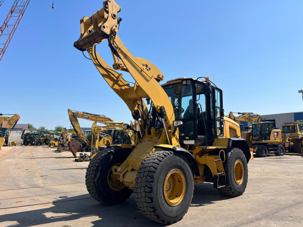 Caterpillar 926M wiellader