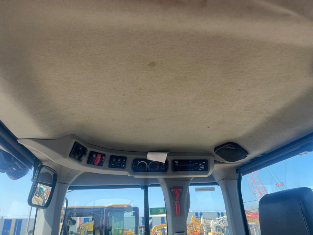 Caterpillar 926M wiellader