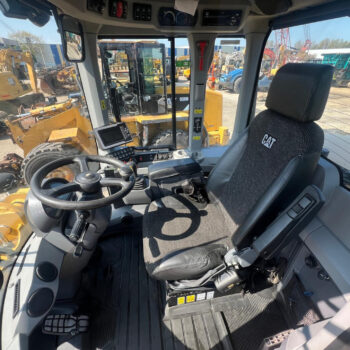 Caterpillar 926M wiellader