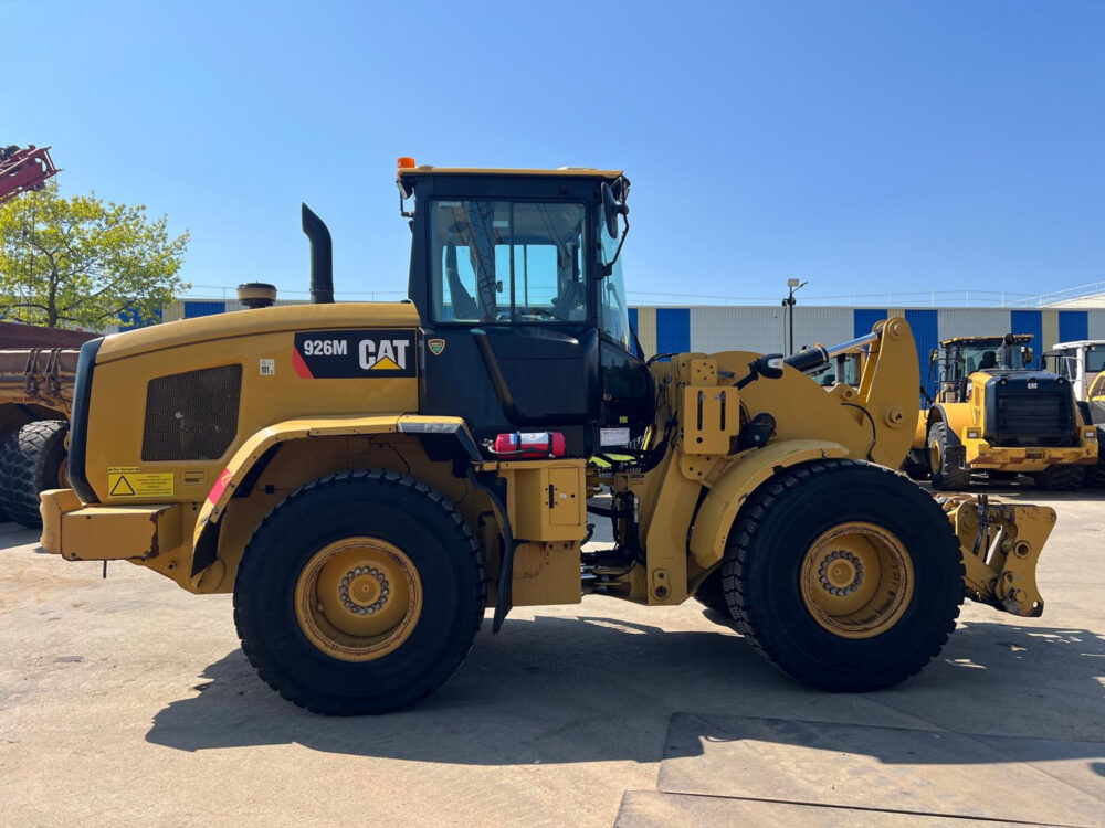 Caterpillar 926M wiellader