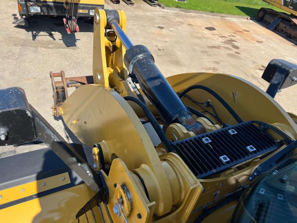 Caterpillar 962 M wiellader