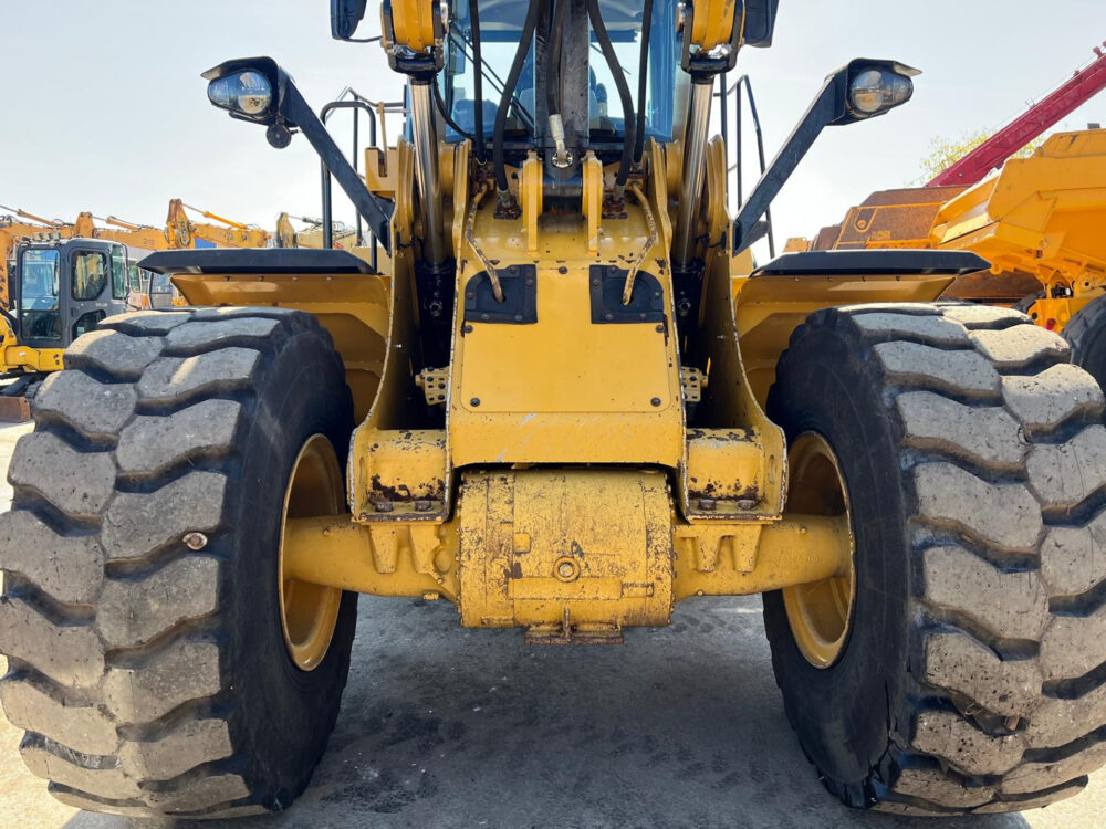 Caterpillar 962 M wiellader