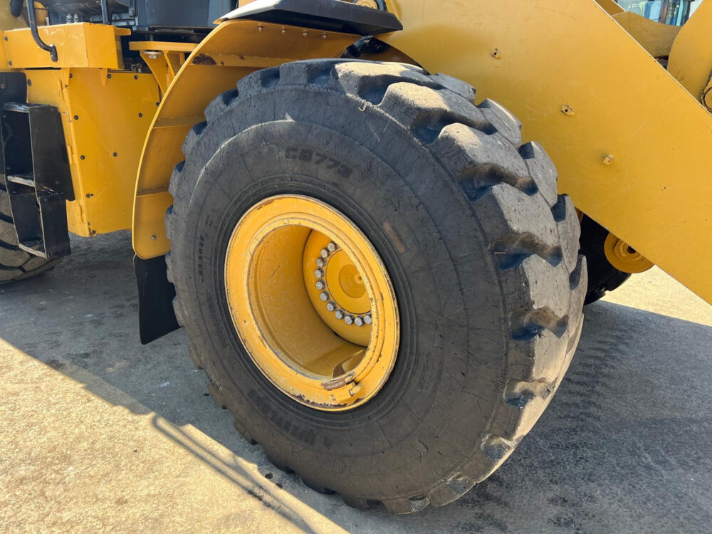 Caterpillar 962 M wiellader