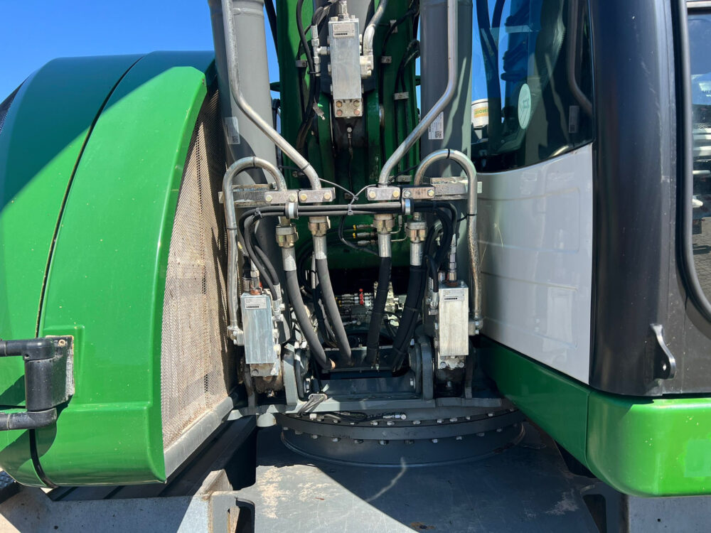 Liebherr A914  mobiele graafmachi