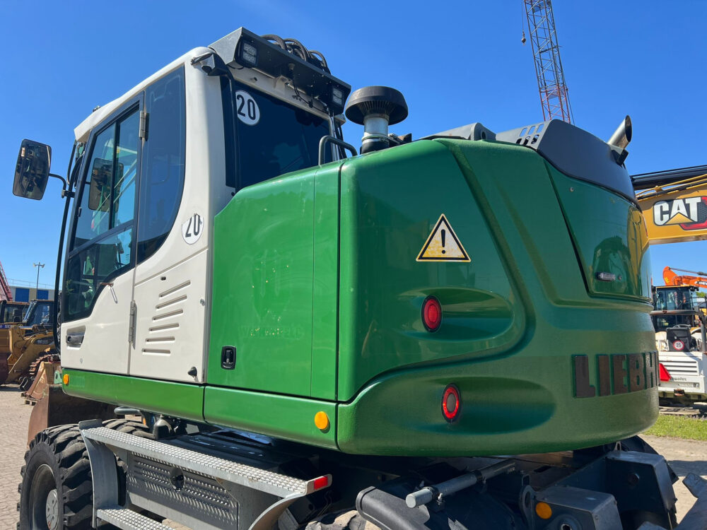 Liebherr A914  mobiele graafmachi
