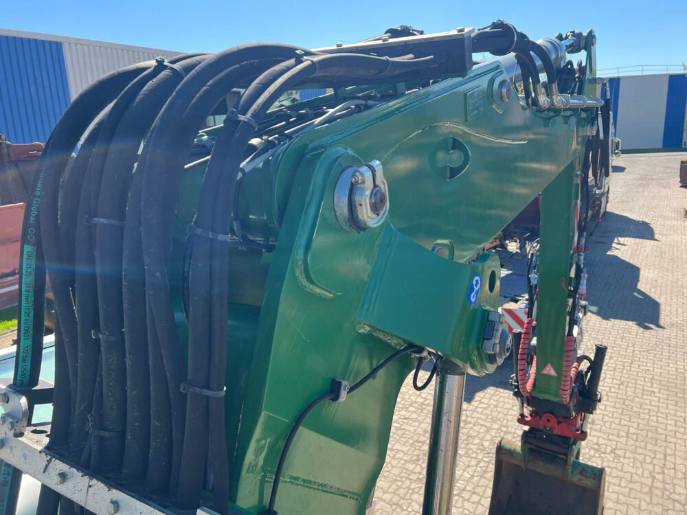 Liebherr A914  mobiele graafmachi