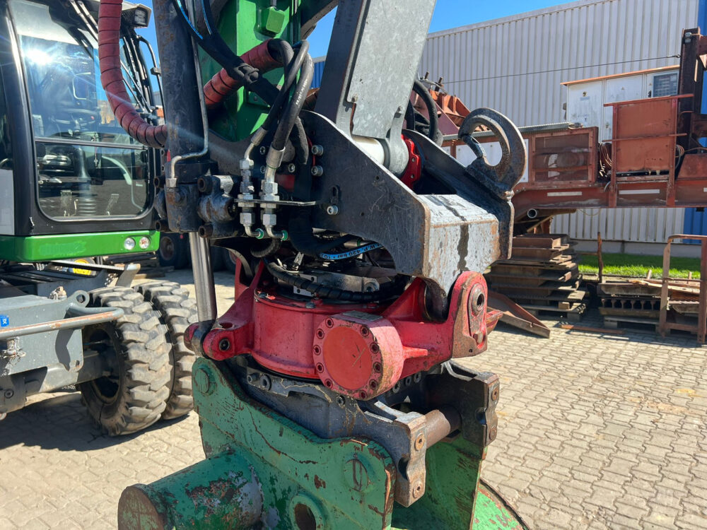 Liebherr A914  mobiele graafmachi