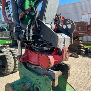 Liebherr A914  mobiele graafmachi