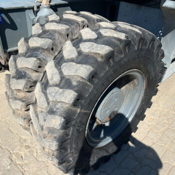 Liebherr A914  mobiele graafmachi