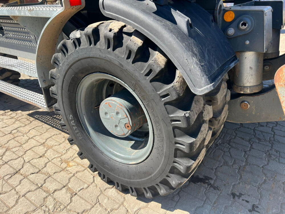 Liebherr A914  mobiele graafmachi