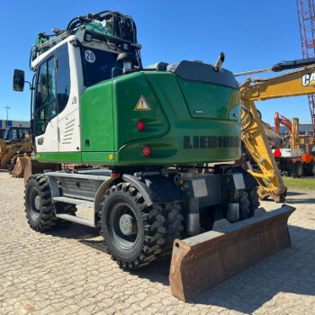 Liebherr A914  mobiele graafmachi