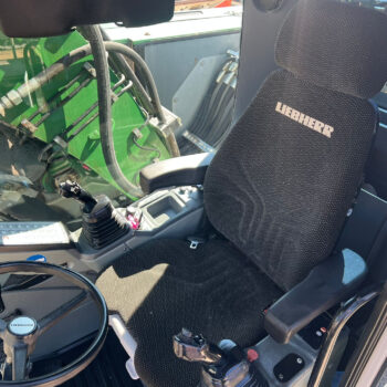 Liebherr A914  mobiele graafmachi