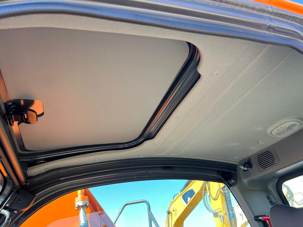 Develon DX220 LCA tier 2 graafmachine