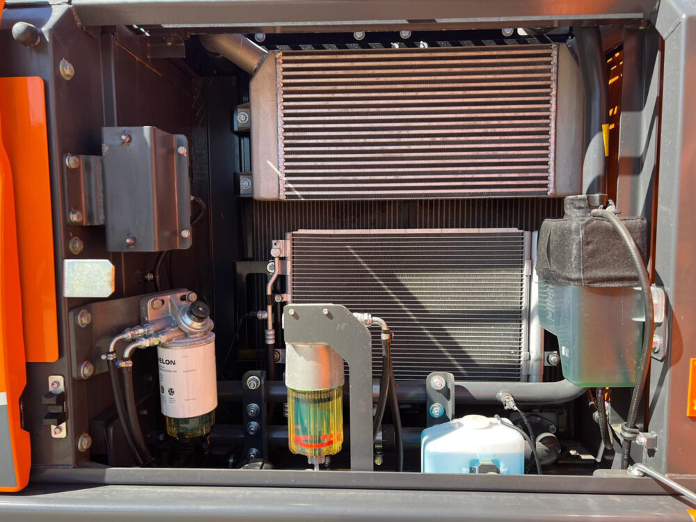 Develon DX220 LCA tier 2 graafmachine