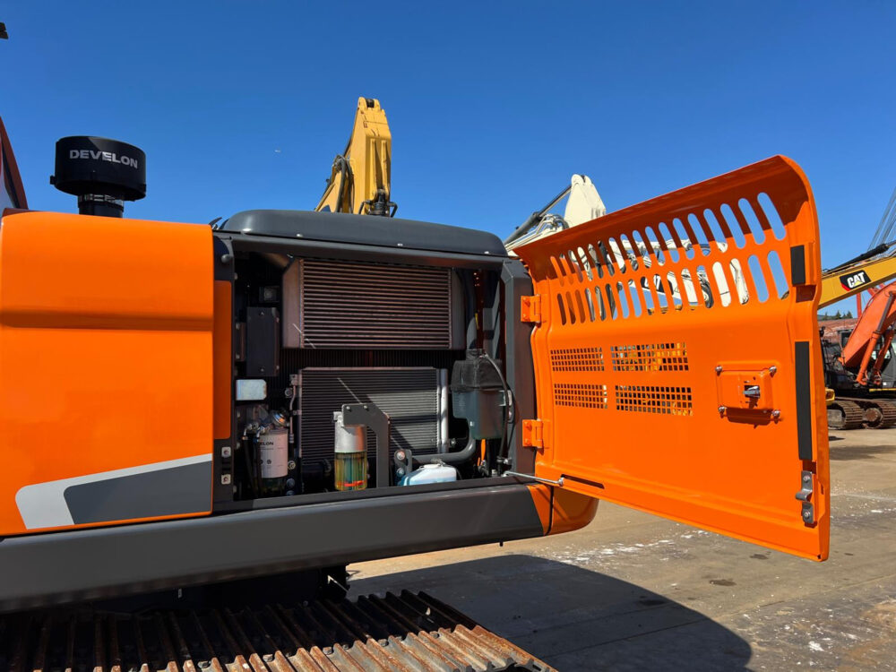 Develon DX220 LCA tier 2 graafmachine