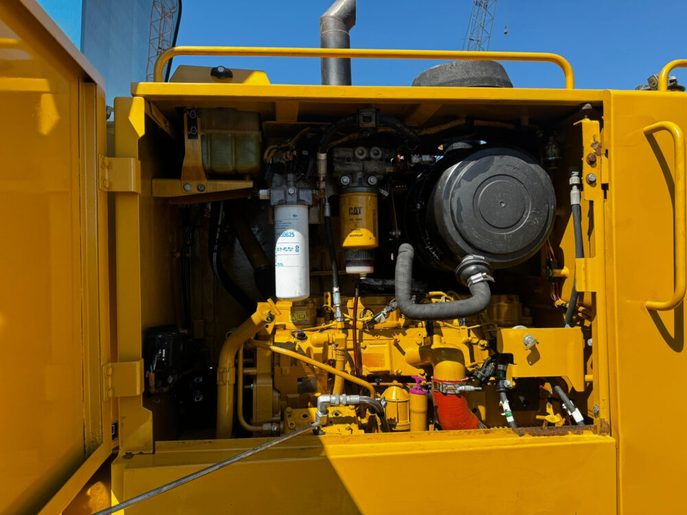Caterpillar 140K grader