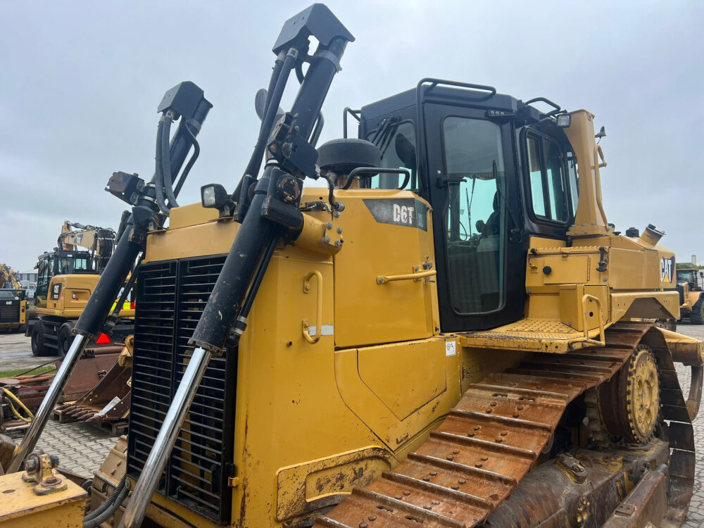 Caterpillar D6T XL rupsdozer