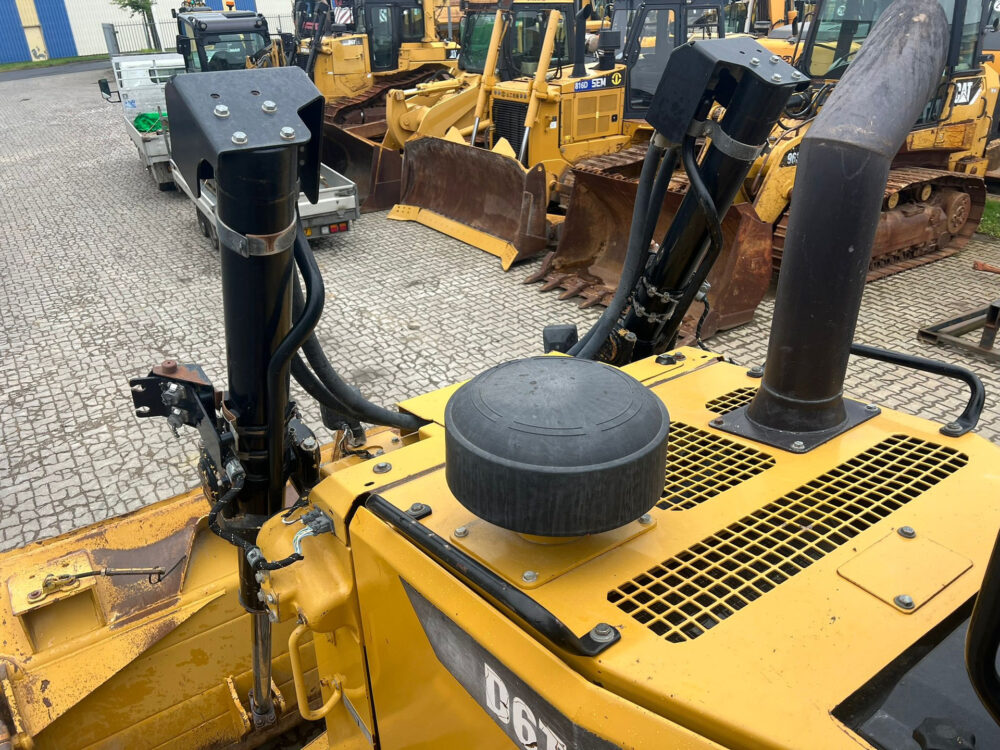 Caterpillar D6T XL rupsdozer