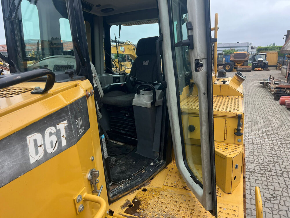 Caterpillar D6T XL rupsdozer