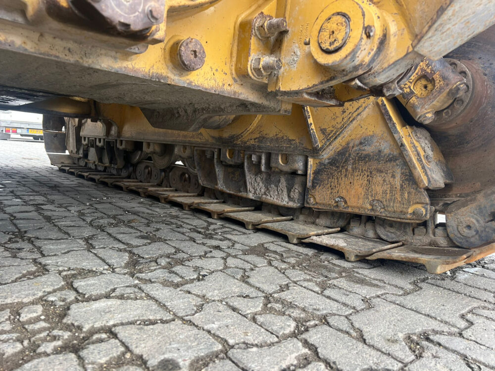 Caterpillar D6T XL rupsdozer