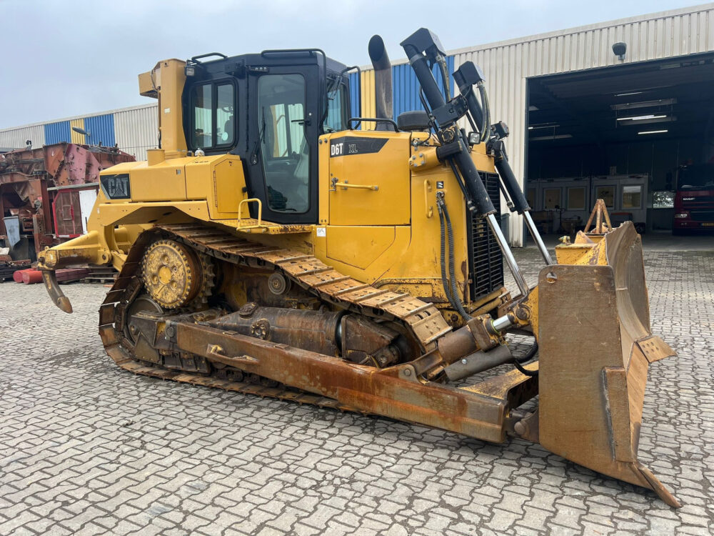 Caterpillar D6T XL rupsdozer