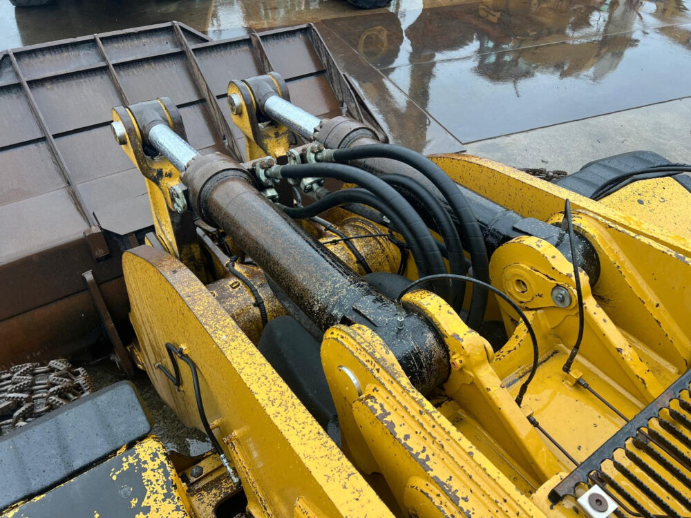 Caterpillar 980M wiellader