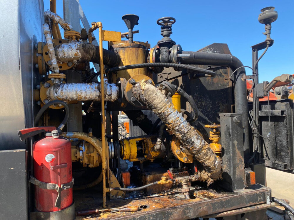 Mercedes-Benz 2535 ACMAR bitumen sprayer