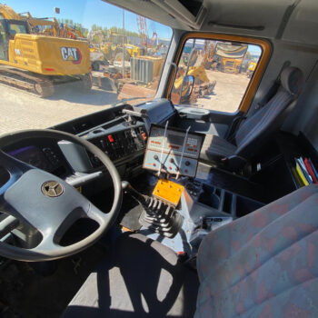 Mercedes-Benz 2535 ACMAR bitumen sprayer