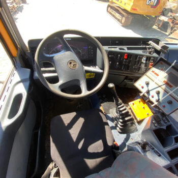 Mercedes-Benz 2535 ACMAR bitumen sprayer