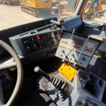 Mercedes-Benz 2535 ACMAR bitumen sprayer