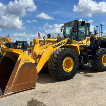 Komatsu WA470-7 wiellader