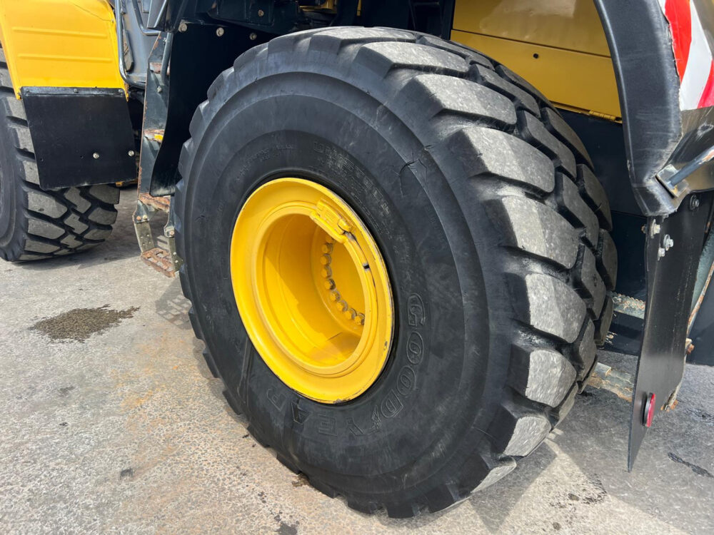 Komatsu WA470-7 wiellader