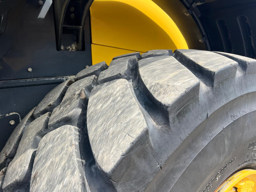 Komatsu WA470-7 wiellader