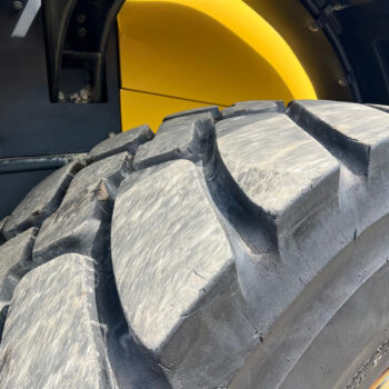 Komatsu WA470-7 wiellader