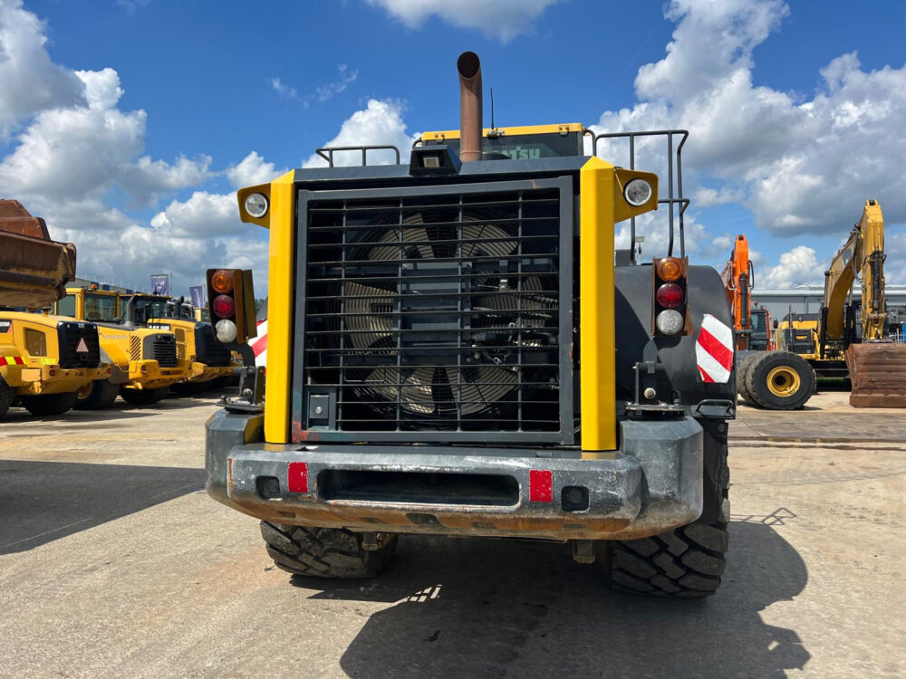 Komatsu WA470-7 wiellader