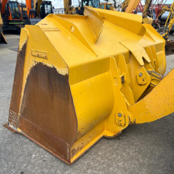 Komatsu WA470-7 wiellader