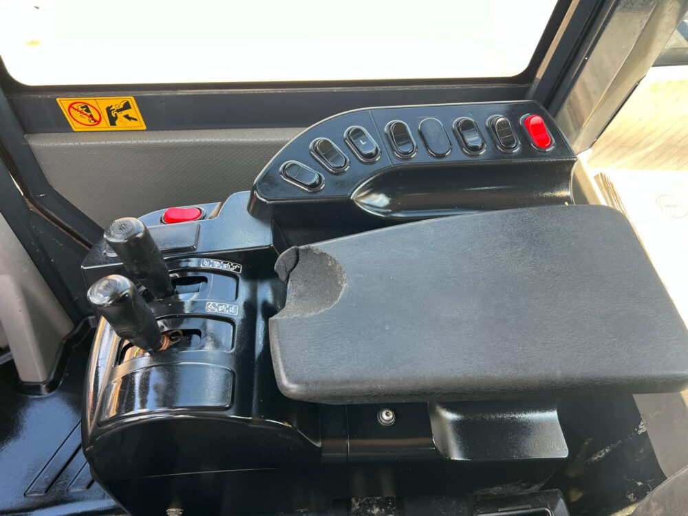Komatsu WA470-7 wiellader