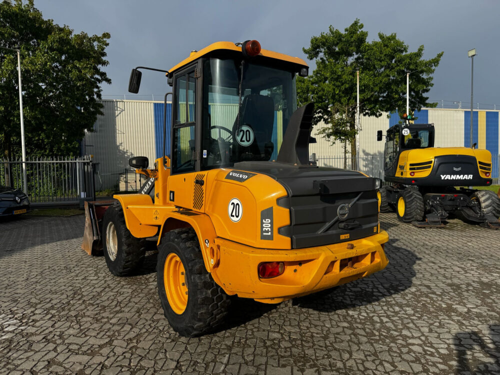 Volvo L30G wiellader