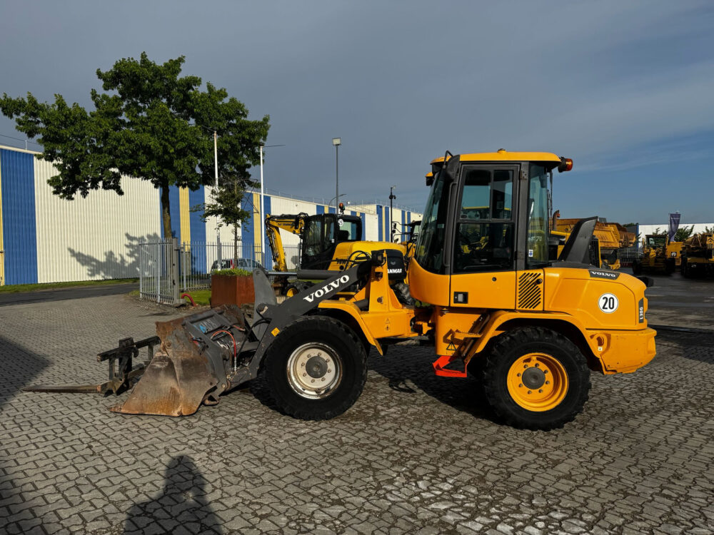 Volvo L30G wiellader