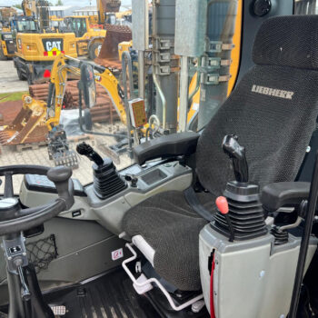 Liebherr LH30M litronic overslagmachine