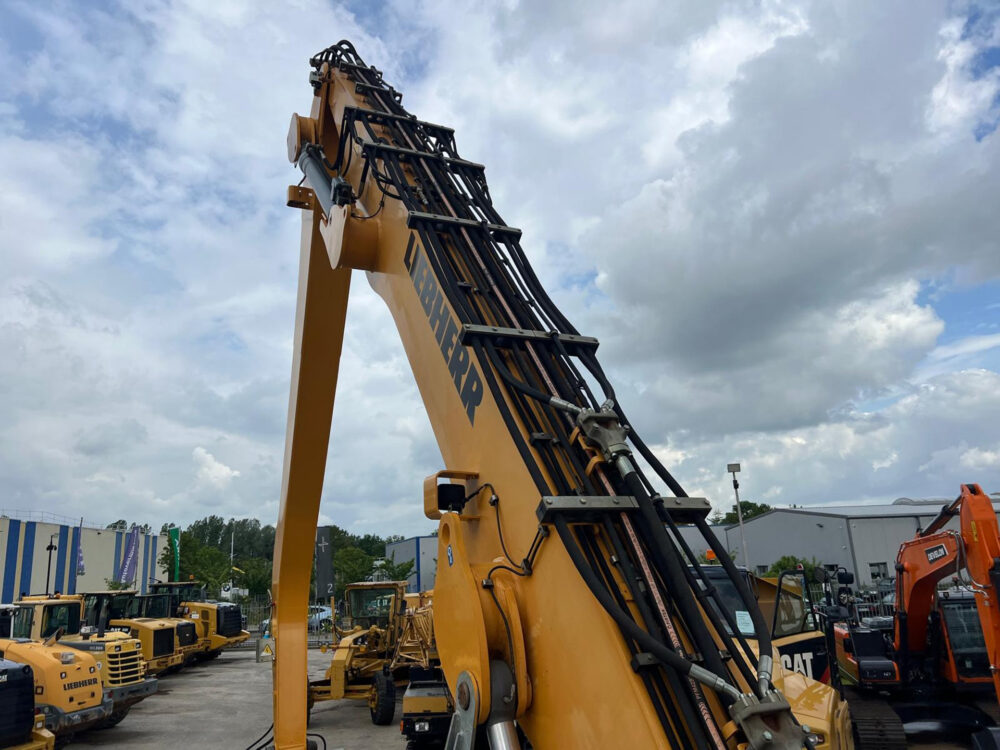 Liebherr LH30M litronic overslagmachine