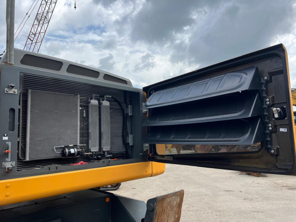 Liebherr LH30M litronic overslagmachine