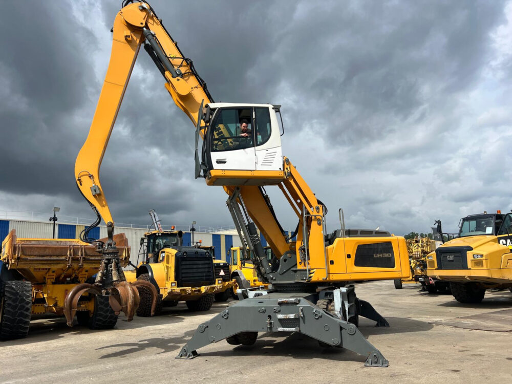 Liebherr LH30M litronic overslagmachine