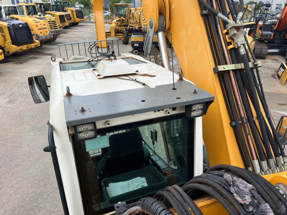 Liebherr LH30M litronic overslagmachine