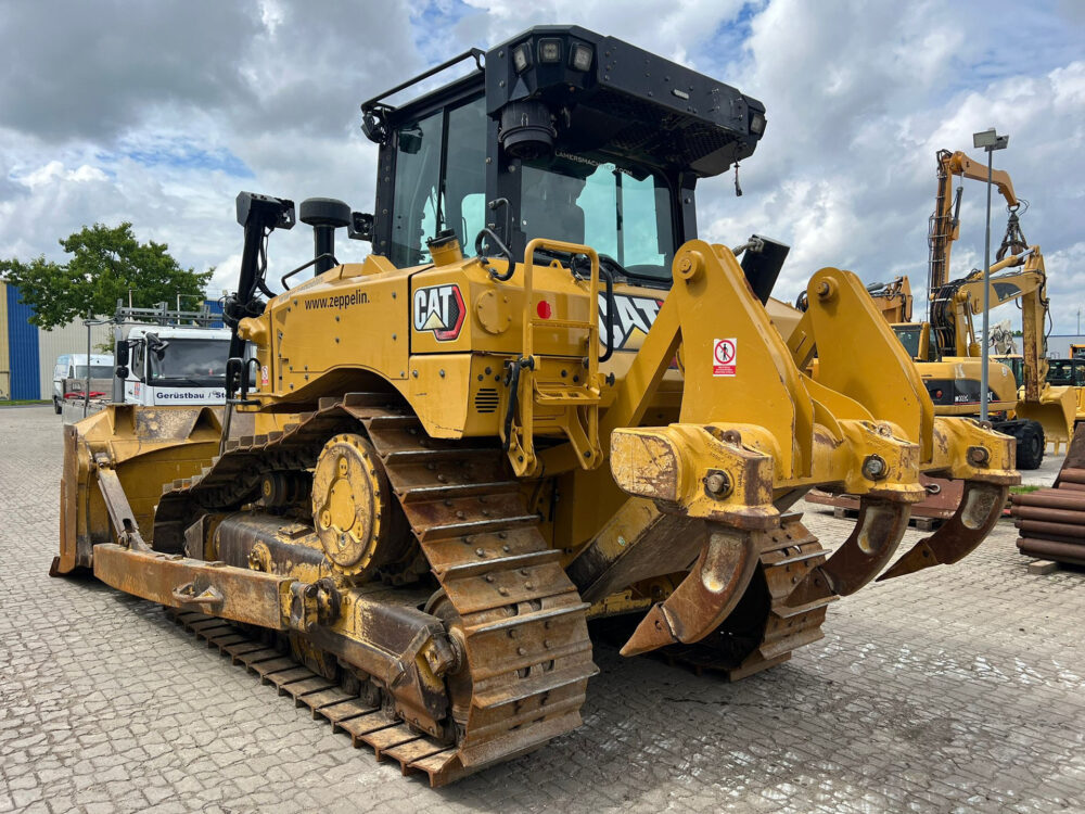 Caterpillar D6 XL next gen bulldozer