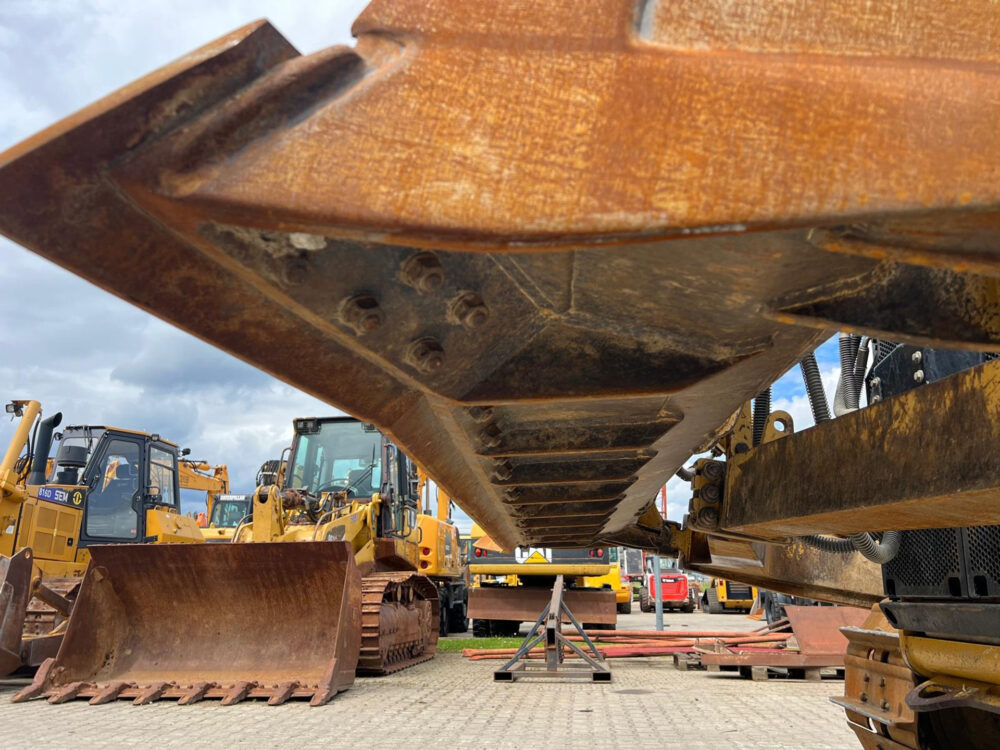 Caterpillar D6 XL next gen bulldozer