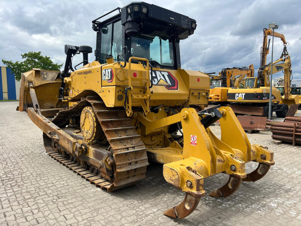 Caterpillar D6 XL next gen bulldozer