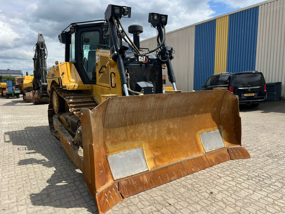 Caterpillar D6 XL next gen bulldozer
