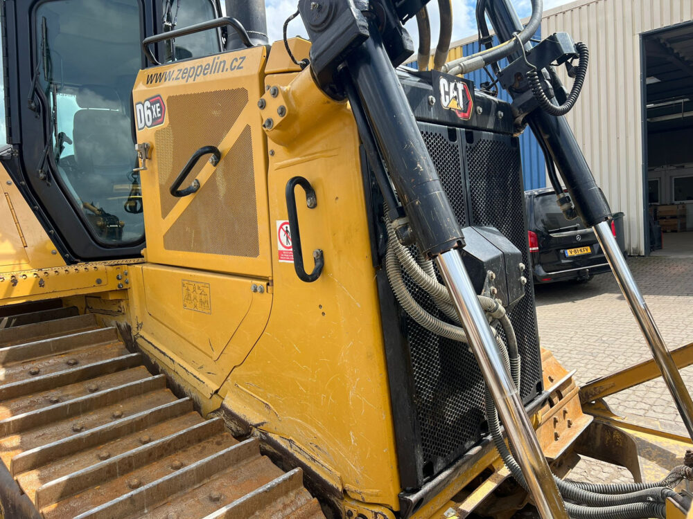 Caterpillar D6 XL next gen bulldozer